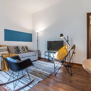 https://design-apartments-sassari-torre-tonda.in-sardinia.net